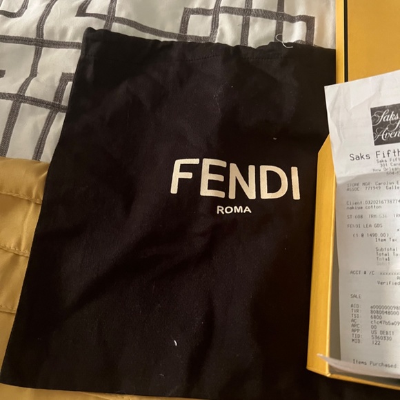 Fendi crossbody - Picture 4 of 7